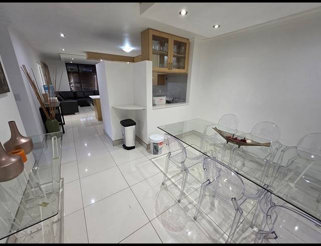 2 BEDROOM APARTMENT FOR SALE IN SANDTON CENTRAL
